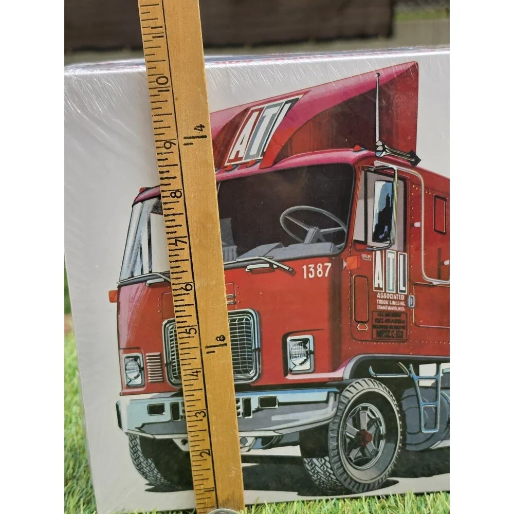 AMT GMC Astro 95 Model Kit 1:25 #1140/06 New Sealed Retro Deluxe
